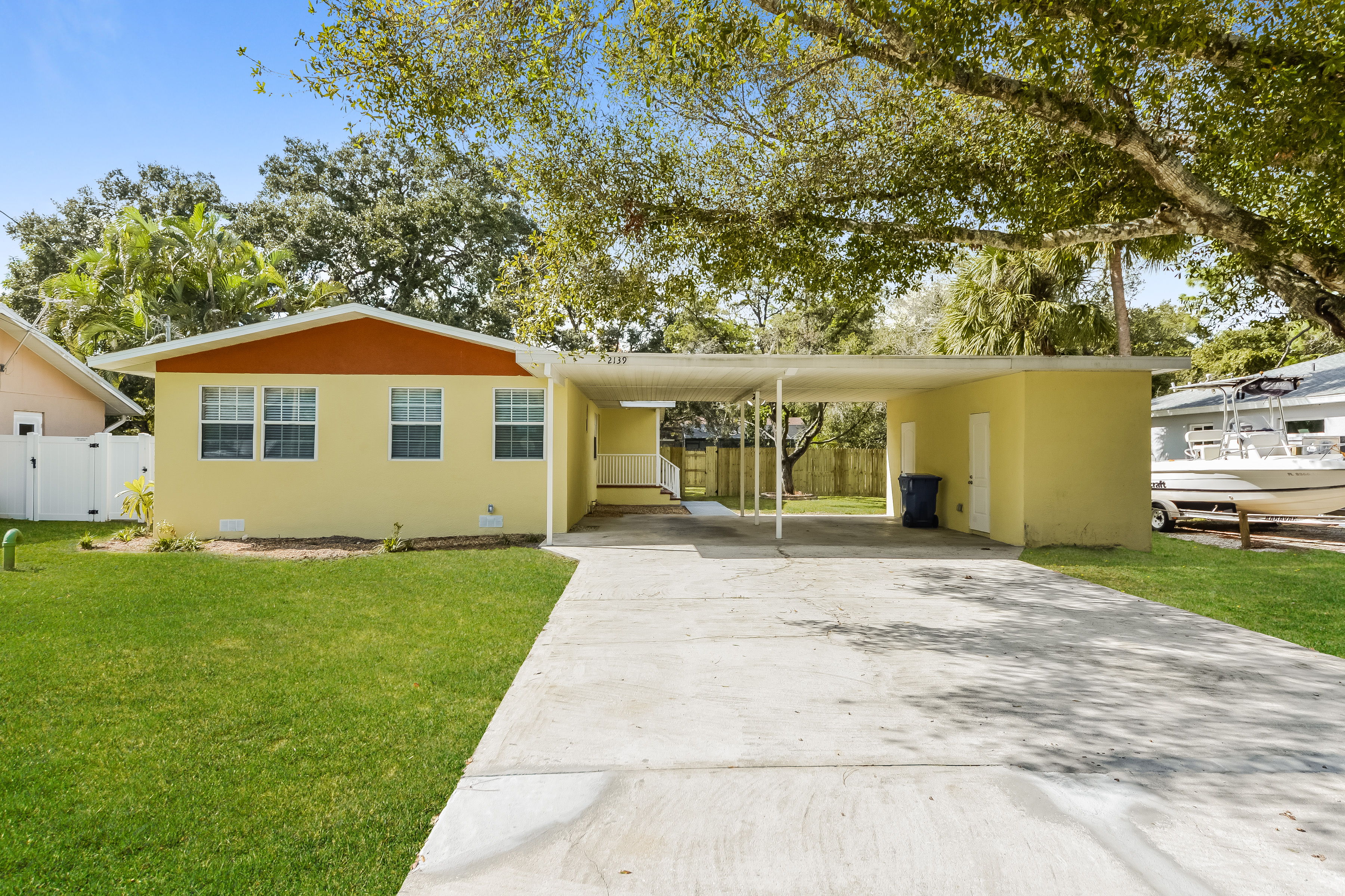 2136 Fairfield Ave Sarasota, FL 34232